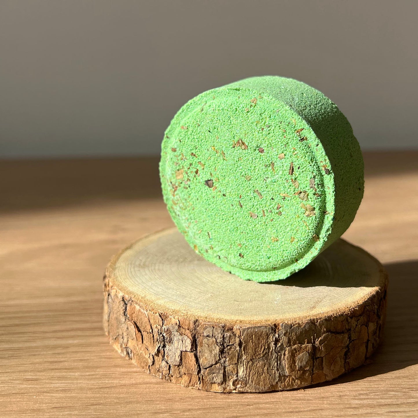 Galet de douche aromathérapie Énergie - Menthe & Eucalyptus