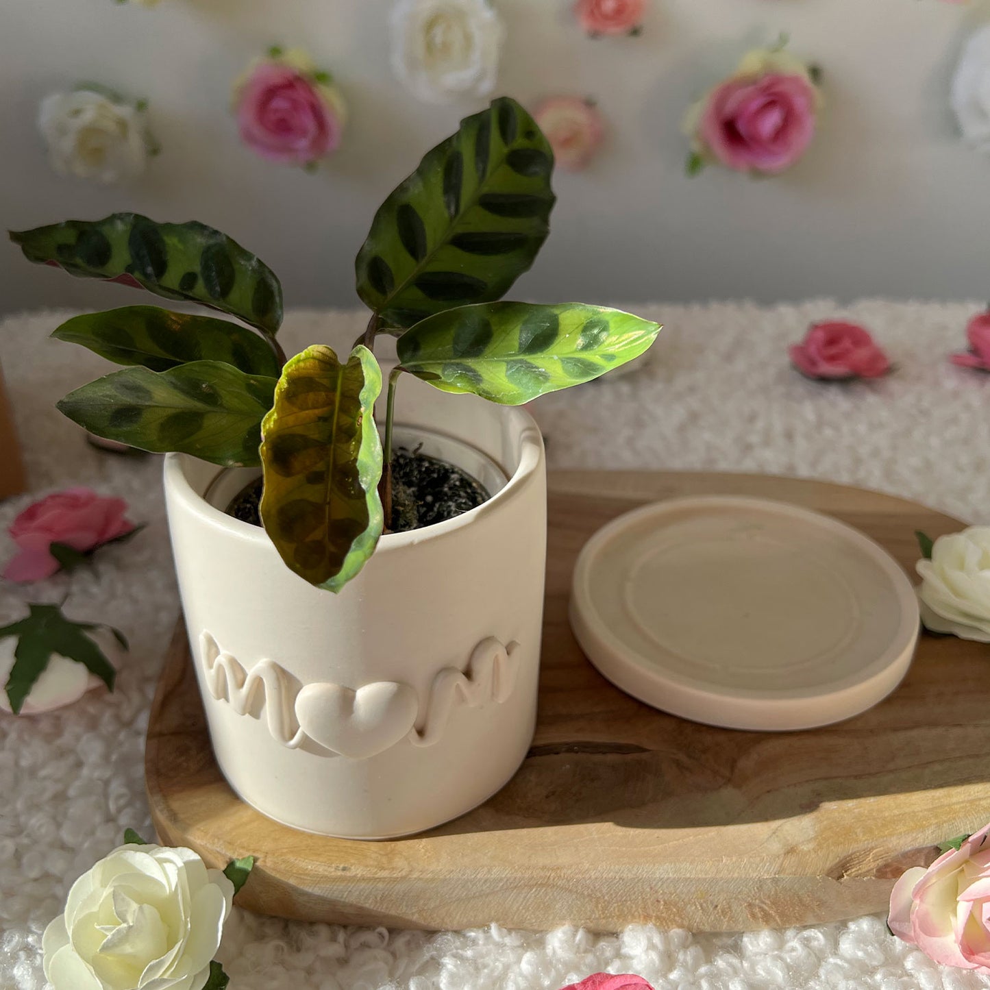 Cache pot fait main Maman "Mom" blanc